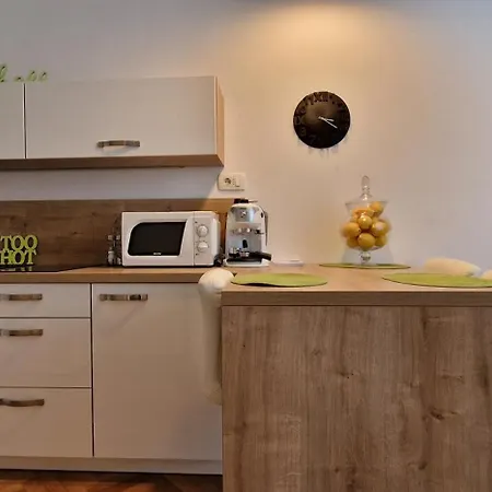 Medea 3 With Private Parking Apartment Opatija